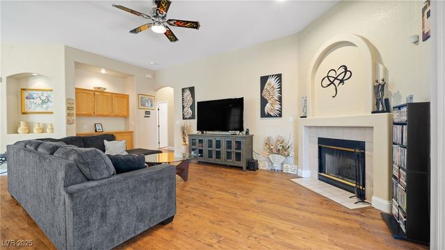 5213 Red Glory Drive, Las Vegas, NV 89130