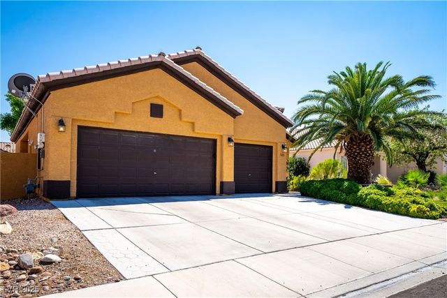 5213 Red Glory Drive, Las Vegas, NV 89130