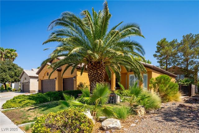 5213 Red Glory Drive, Las Vegas, NV 89130