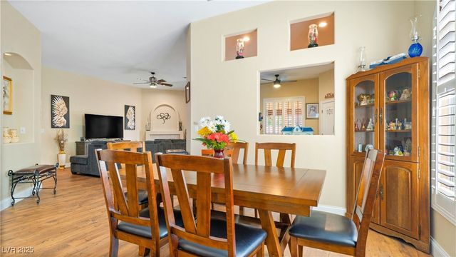 5213 Red Glory Drive, Las Vegas, NV 89130