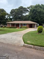 1519 OAKVIEW Drive, Griffin, GA 30223