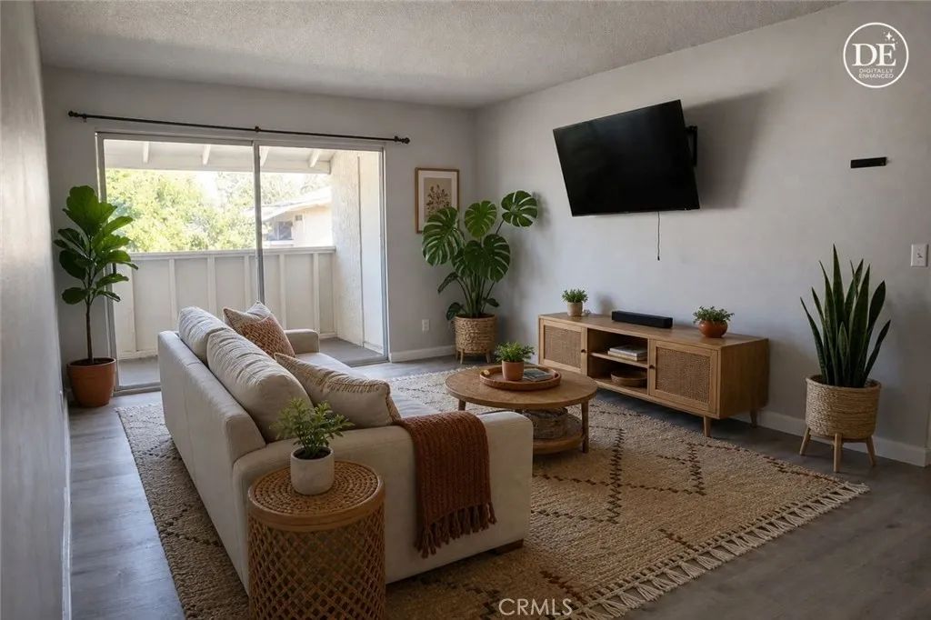 26200 Redlands Blvd. 18, Redlands, CA 92373