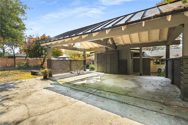 465 Eastland Drive, Decatur, GA 30030