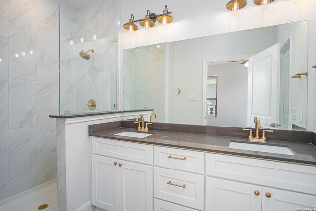 7011 Friedrich Ridge, San Antonio, TX 78256