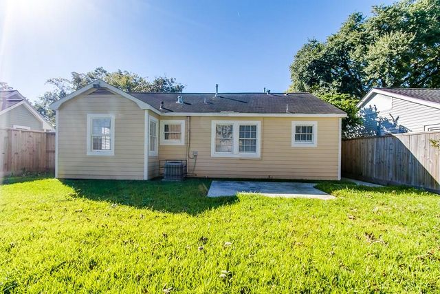 927 Walling Street, Houston, TX 77009