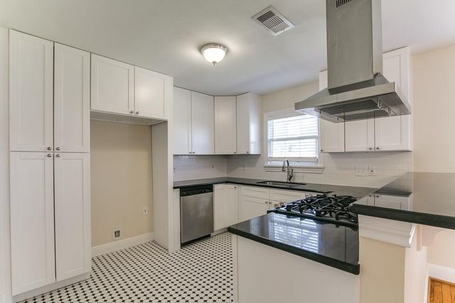 927 Walling Street, Houston, TX 77009