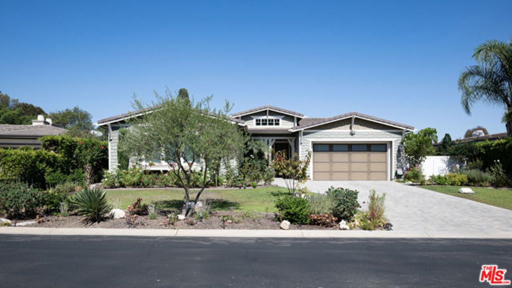 9 Casaba Rd, Rolling Hills Estates, CA 90274