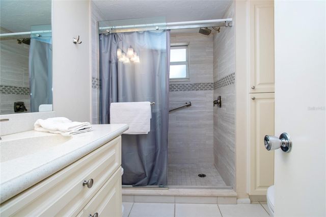 6300 MIDNIGHT PASS ROAD 110, Sarasota, FL 34242