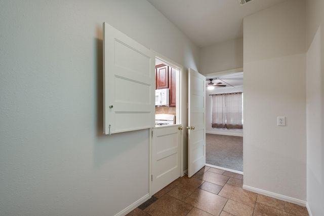 2203 Appian Way, New Caney, TX 77357