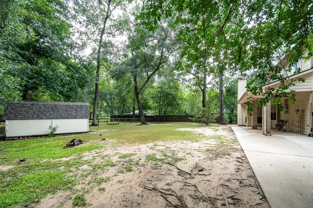 2203 Appian Way, New Caney, TX 77357