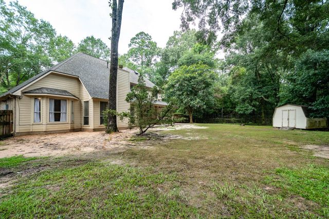 2203 Appian Way, New Caney, TX 77357