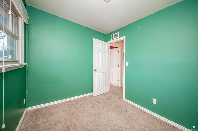 922 S Garfield Street, Junction City, KS 66441