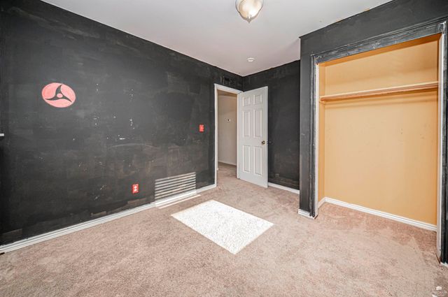 922 S Garfield Street, Junction City, KS 66441