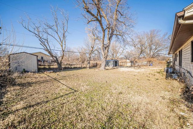 922 S Garfield Street, Junction City, KS 66441