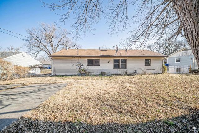 922 S Garfield Street, Junction City, KS 66441