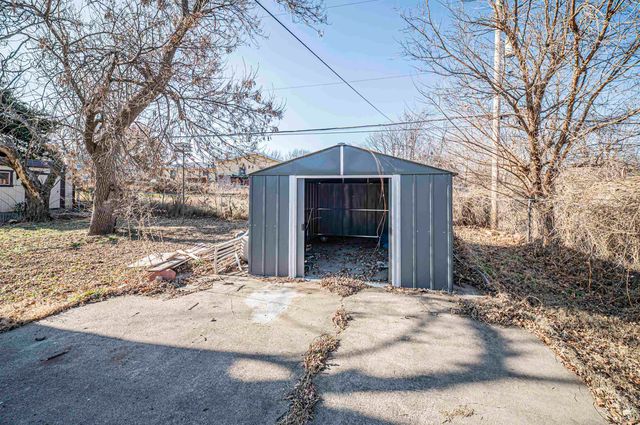 922 S Garfield Street, Junction City, KS 66441