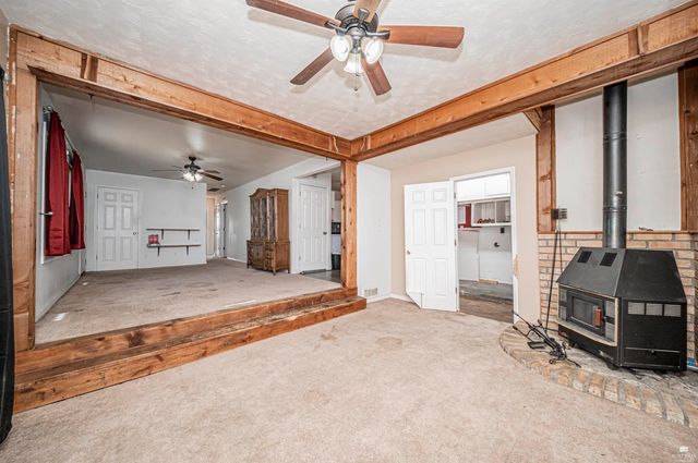 922 S Garfield Street, Junction City, KS 66441