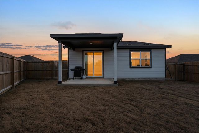 245 Jaycen LN, New Braunfels, TX 78130