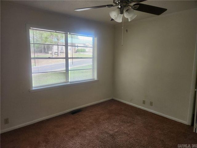 725 N Montgomery Street, Clarksville, AR 72830