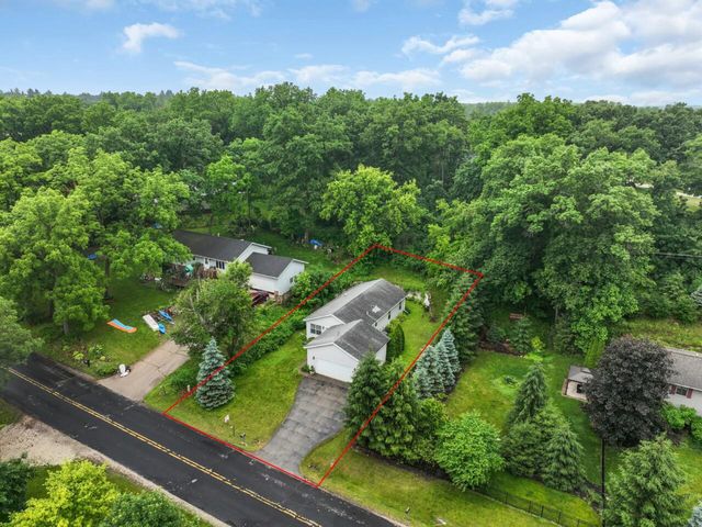 8300 Fishman ROAD, Burlington, WI 53105