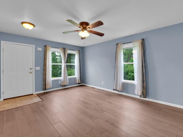 8300 Fishman ROAD, Burlington, WI 53105