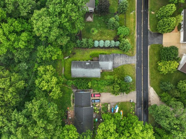 8300 Fishman ROAD, Burlington, WI 53105