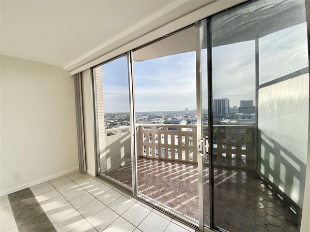 2016 Main Street 1612, Houston, TX 77002