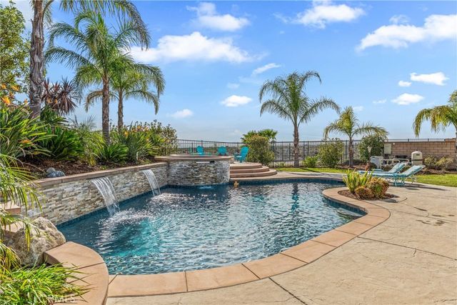 17909 Lapis, San Bernardino, CA 92407