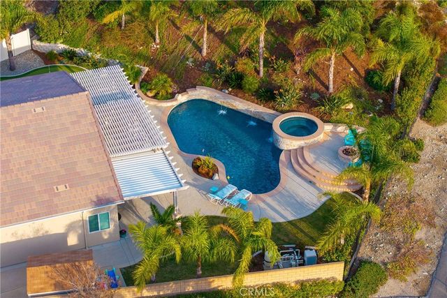 17909 Lapis, San Bernardino, CA 92407