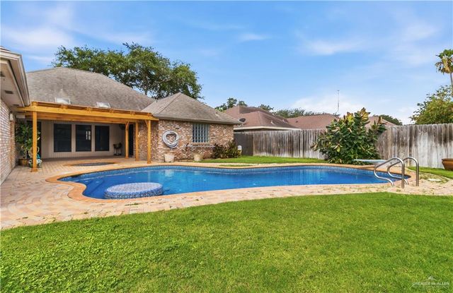 308 Kiwi Street, Mcallen, TX 78504