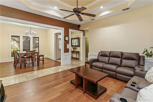 308 Kiwi Street, Mcallen, TX 78504