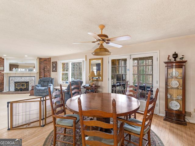 879 Rocky Creek Road, Hampton, GA 30228