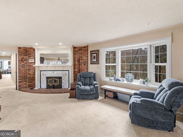 879 Rocky Creek Road, Hampton, GA 30228