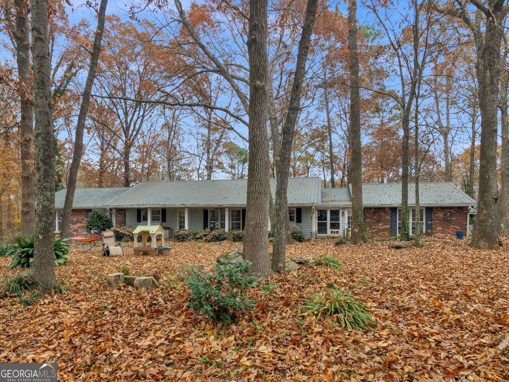 879 Rocky Creek Road, Hampton, GA 30228