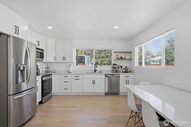 413 104th Avenue E, Edgewood, WA 98372