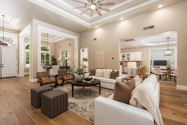 10260 N Archie Avenue, Fresno, CA 93730