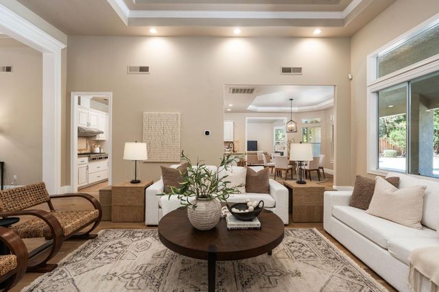 10260 N Archie Avenue, Fresno, CA 93730