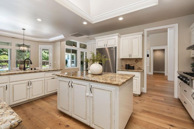 10260 N Archie Avenue, Fresno, CA 93730