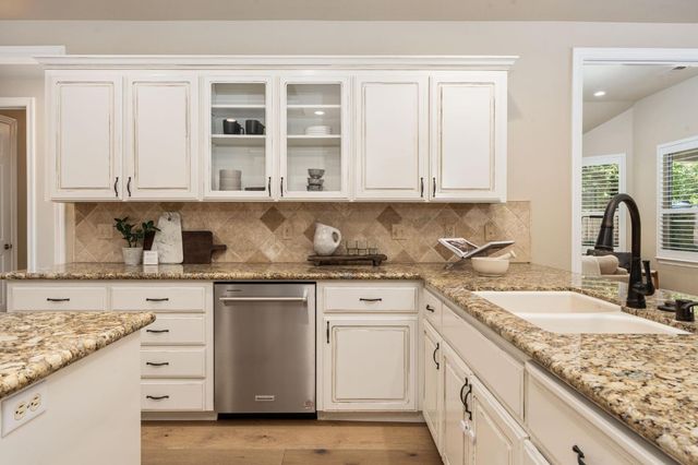 10260 N Archie Avenue, Fresno, CA 93730
