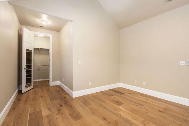 10260 N Archie Avenue, Fresno, CA 93730