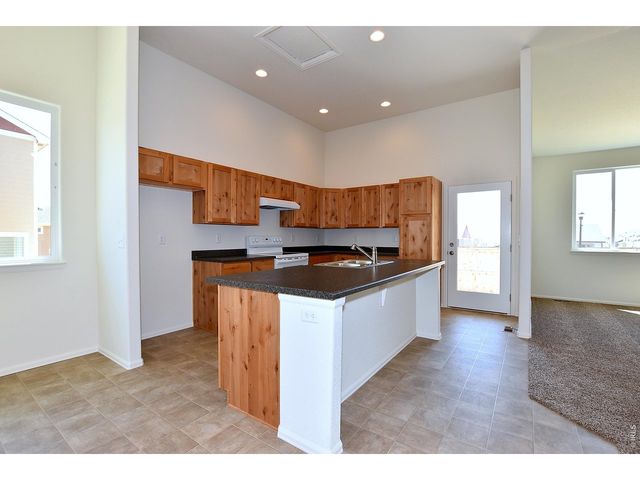 2379 Jasmine Ln, Johnstown, CO 80534