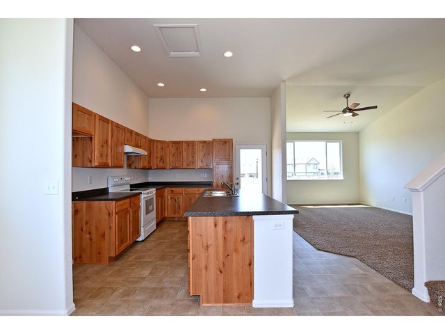2379 Jasmine Ln, Johnstown, CO 80534