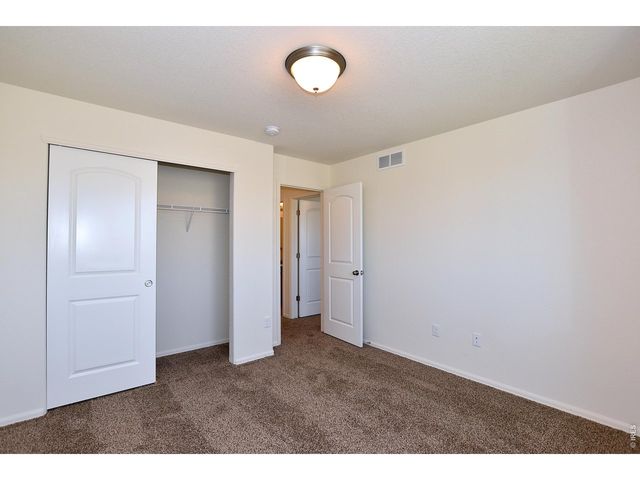 2379 Jasmine Ln, Johnstown, CO 80534