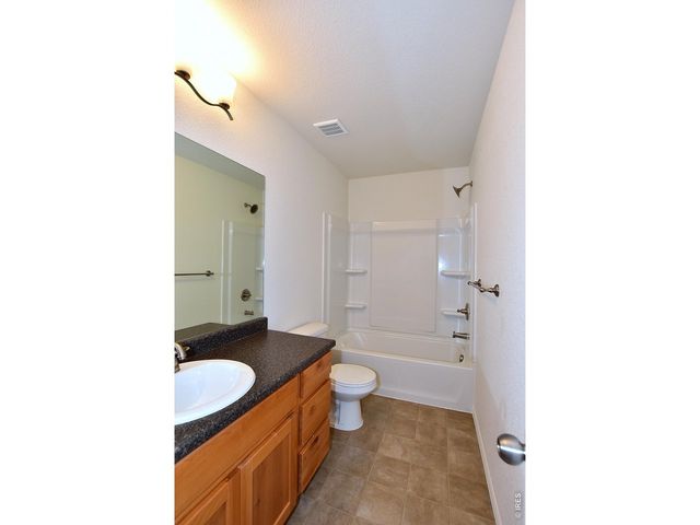2379 Jasmine Ln, Johnstown, CO 80534