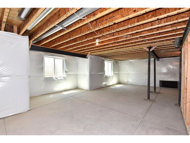 2379 Jasmine Ln, Johnstown, CO 80534