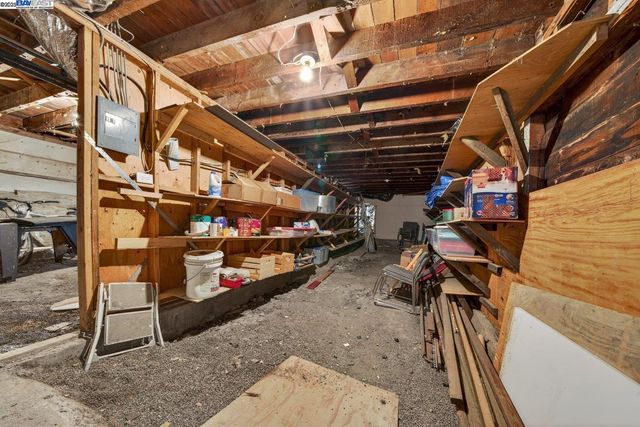 229 Lake Ave, Rodeo, CA 94572