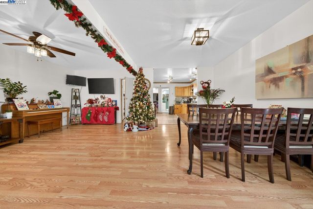 229 Lake Ave, Rodeo, CA 94572