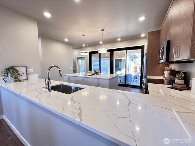 4308 Creston Way, Bellingham, WA 98226