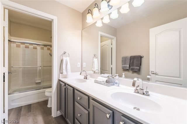 9636 Trattoria Street, Las Vegas, NV 89178