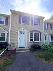 136 N Washington St 4, Norton, MA 02766